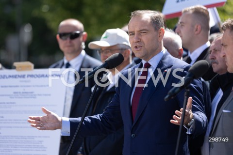  20.05.2025 WARSZAWA<br />
KONFERENCJA PRASOWA KANDYDATA NA PREZYDENTA RP KAROLA NAWROCKIEGO W WARSZAWIE<br />
N/Z KAROL NAWROCKI<br />
FOT. ANTONI BYSZEWSKI/FOTONEWS 
