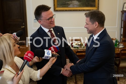  20.05.2025 WARSZAWA<br />
POSIEDZENIE SEJMU RP<br />
N/Z SZYMON HOLOWNIA RAFAL TRZASKOWSKI<br />
FOT. MARCIN BANASZKIEWICZ/FOTONEWS  
