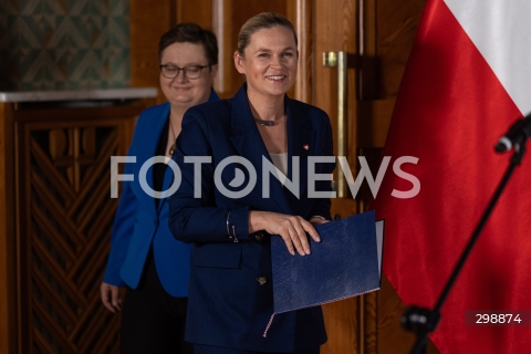  21.05.2025 WARSZAWA<br />
KONFERENCJA PRASOWA KIEROWNICTWA MINISTERSTWA EDUKACJI NARODOWEJ<br />
N/Z BARBARA NOWACKA<br />
FOT. ANTONI BYSZEWSKI/FOTONEWS 