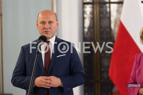  21.05.2025 WARSZAWA<br />
POSIEDZENIE SEJMU W WARSZAWIE<br />
KONFERENCJA PRASOWA POSLOW PIS<br />
N/Z SZYMON SZYNKOWSKI VEL SEK<br />
FOT. ANTONI BYSZEWSKI/FOTONEWS 