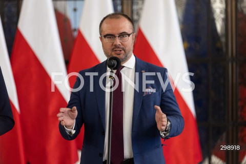  21.05.2025 WARSZAWA<br />
POSIEDZENIE SEJMU W WARSZAWIE<br />
KONFERENCJA PRASOWA POSLOW PIS<br />
N/Z PAWEL JABLONSKI<br />
FOT. ANTONI BYSZEWSKI/FOTONEWS 