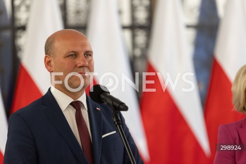  21.05.2025 WARSZAWA<br />
POSIEDZENIE SEJMU W WARSZAWIE<br />
KONFERENCJA PRASOWA POSLOW PIS<br />
N/Z SZYMON SZYNKOWSKI VEL SEK<br />
FOT. ANTONI BYSZEWSKI/FOTONEWS 