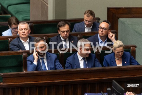  21.05.2025 WARSZAWA<br />
POSIEDZENIE SEJMU W WARSZAWIE<br />
N/Z ANDRZEJ DOMANSKI KRZYSZTOF GAWKOWSKI BARBARA NOWACKA SLAWOMIR NITRAS WLADYSLAW KOSINIAK - KAMYSZ TOMASZ SIEMONIAK<br />
FOT. ANTONI BYSZEWSKI/FOTONEWS 