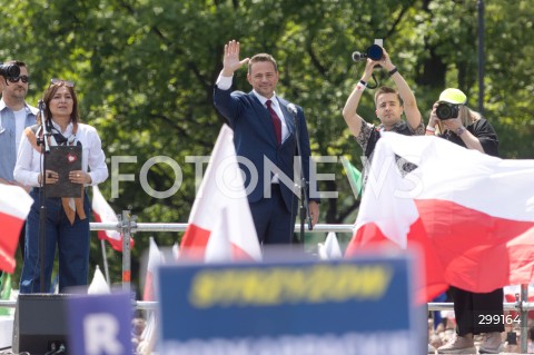  25.05.2025 WARSZAWA<br />
WIELKI MARSZ PATRIOTOW - MARSZ KANDYDATA NA PREZYDENTA RP RAFALA TRZASKOWSKIEGO W WARSZAWIE<br />
N/Z RAFAL TRZASKOWSKI<br />
FOT. ANTONI BYSZEWSKI/FOTONEWS 