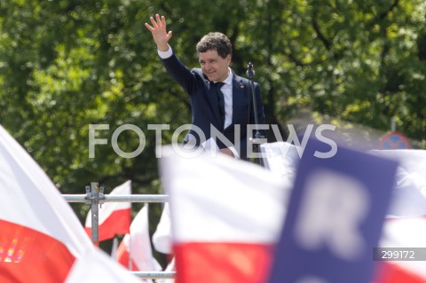  25.05.2025 WARSZAWA<br />
WIELKI MARSZ PATRIOTOW - MARSZ KANDYDATA NA PREZYDENTA RP RAFALA TRZASKOWSKIEGO W WARSZAWIE<br />
N/Z NICUSOR DAN<br />
FOT. ANTONI BYSZEWSKI/FOTONEWS 