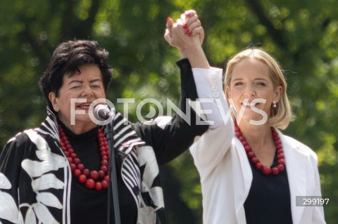  25.05.2025 WARSZAWA<br />
WIELKI MARSZ PATRIOTOW - MARSZ KANDYDATA NA PREZYDENTA RP RAFALA TRZASKOWSKIEGO W WARSZAWIE<br />
N/Z JOANNA SENYSZYN MALGORZATA TRZASKOWSKA<br />
FOT. ANTONI BYSZEWSKI/FOTONEWS 