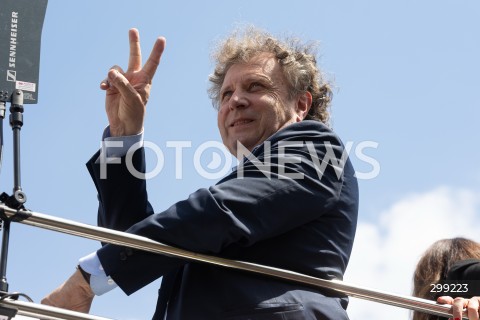  25.05.2025 WARSZAWA<br />
WIELKI MARSZ PATRIOTOW - MARSZ KANDYDATA NA PREZYDENTA RP RAFALA TRZASKOWSKIEGO W WARSZAWIE<br />
N/Z JACEK KARNOWSKI<br />
FOT. ANTONI BYSZEWSKI/FOTONEWS 