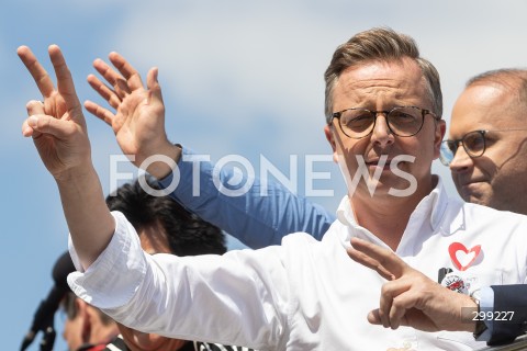  25.05.2025 WARSZAWA<br />
WIELKI MARSZ PATRIOTOW - MARSZ KANDYDATA NA PREZYDENTA RP RAFALA TRZASKOWSKIEGO W WARSZAWIE<br />
N/Z DARIUSZ JONSKI<br />
FOT. ANTONI BYSZEWSKI/FOTONEWS 