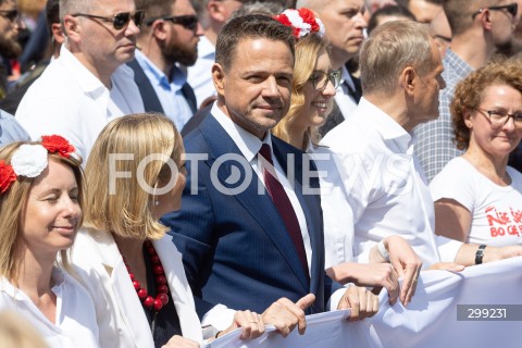  25.05.2025 WARSZAWA<br />
WIELKI MARSZ PATRIOTOW - MARSZ KANDYDATA NA PREZYDENTA RP RAFALA TRZASKOWSKIEGO W WARSZAWIE<br />
N/Z RAFAL TRZASKOWSKI<br />
FOT. ANTONI BYSZEWSKI/FOTONEWS 