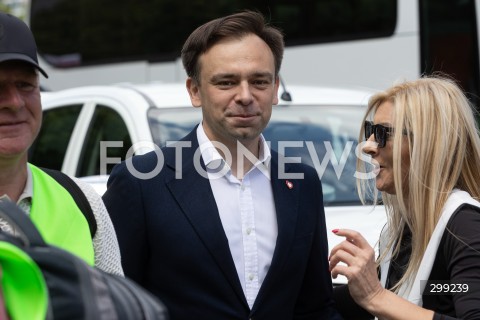  25.05.2025 WARSZAWA<br />
WIELKI MARSZ PATRIOTOW - MARSZ KANDYDATA NA PREZYDENTA RP RAFALA TRZASKOWSKIEGO W WARSZAWIE<br />
N/Z ANDRZEJ DOMANSKI<br />
FOT. ANTONI BYSZEWSKI/FOTONEWS 