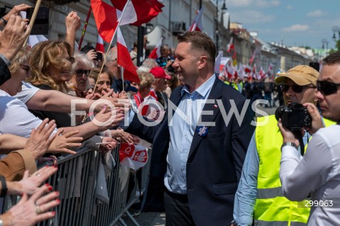  25.05.2025 WARSZAWA<br />
MARSZ ZA POLSKA<br />
MARSZ ZWOLENNIKOW KAROLA NAWROCKIEGO<br />
N/Z PRZEMYSLAW CZARNEK<br />
FOT. MARCIN BANASZKIEWICZ/FOTONEWS  