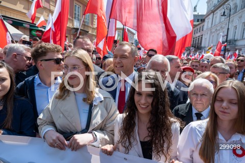 25.05.2025 WARSZAWA<br />
MARSZ ZA POLSKA<br />
MARSZ ZWOLENNIKOW KAROLA NAWROCKIEGO<br />
N/Z KAROL NAWROCKI JAROSLAW KACZYNSKI<br />
FOT. MARCIN BANASZKIEWICZ/FOTONEWS  