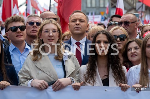  25.05.2025 WARSZAWA<br />
MARSZ ZA POLSKA<br />
MARSZ ZWOLENNIKOW KAROLA NAWROCKIEGO<br />
N/Z KAROL NAWROCKI<br />
FOT. MARCIN BANASZKIEWICZ/FOTONEWS  