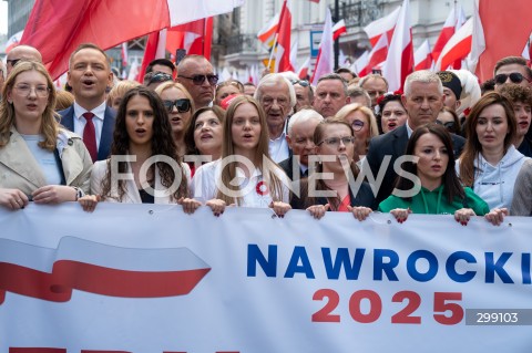  25.05.2025 WARSZAWA<br />
MARSZ ZA POLSKA<br />
MARSZ ZWOLENNIKOW KAROLA NAWROCKIEGO<br />
N/Z UCZESTNICY MARSZU KAROL NAWROCKI JAROSLAW KACZYNSKI <br />
FOT. MARCIN BANASZKIEWICZ/FOTONEWS  