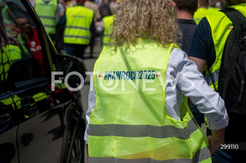 25.05.2025 WARSZAWA<br />
MARSZ ZA POLSKA<br />
MARSZ ZWOLENNIKOW KAROLA NAWROCKIEGO<br />
N/Z SLUZBA PORZADKOWA NAWROCKI 2025<br />
FOT. MARCIN BANASZKIEWICZ/FOTONEWS  
