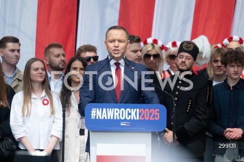  25.05.2025 WARSZAWA<br />
MARSZ ZA POLSKA<br />
MARSZ ZWOLENNIKOW KAROLA NAWROCKIEGO<br />
N/Z KAROL NAWROCKI<br />
FOT. MARCIN BANASZKIEWICZ/FOTONEWS  