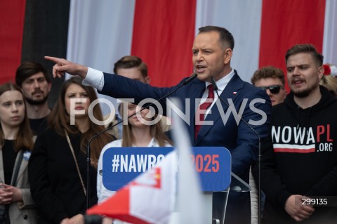  25.05.2025 WARSZAWA<br />
MARSZ ZA POLSKA<br />
MARSZ ZWOLENNIKOW KAROLA NAWROCKIEGO<br />
N/Z KAROL NAWROCKI<br />
FOT. MARCIN BANASZKIEWICZ/FOTONEWS  
