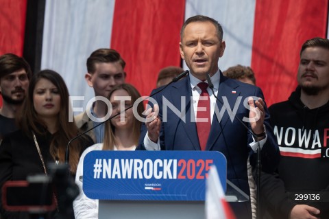  25.05.2025 WARSZAWA<br />
MARSZ ZA POLSKA<br />
MARSZ ZWOLENNIKOW KAROLA NAWROCKIEGO<br />
N/Z KAROL NAWROCKI<br />
FOT. MARCIN BANASZKIEWICZ/FOTONEWS  