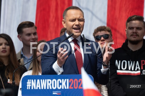  25.05.2025 WARSZAWA<br />
MARSZ ZA POLSKA<br />
MARSZ ZWOLENNIKOW KAROLA NAWROCKIEGO<br />
N/Z KAROL NAWROCKI<br />
FOT. MARCIN BANASZKIEWICZ/FOTONEWS  
