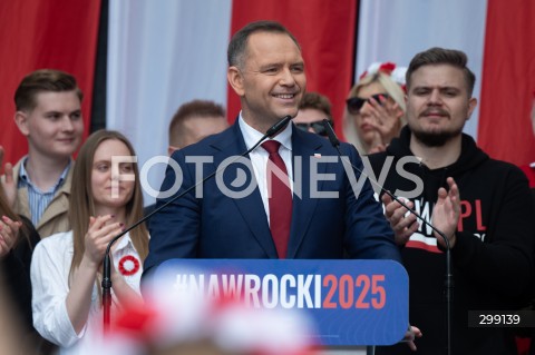  25.05.2025 WARSZAWA<br />
MARSZ ZA POLSKA<br />
MARSZ ZWOLENNIKOW KAROLA NAWROCKIEGO<br />
N/Z KAROL NAWROCKI<br />
FOT. MARCIN BANASZKIEWICZ/FOTONEWS  