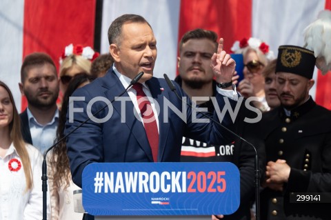  25.05.2025 WARSZAWA<br />
MARSZ ZA POLSKA<br />
MARSZ ZWOLENNIKOW KAROLA NAWROCKIEGO<br />
N/Z KAROL NAWROCKI<br />
FOT. MARCIN BANASZKIEWICZ/FOTONEWS  