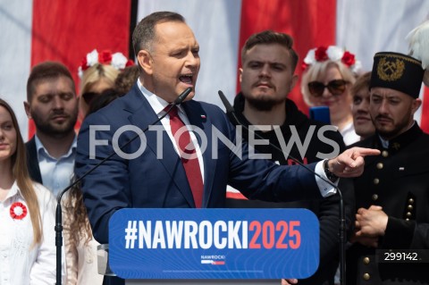  25.05.2025 WARSZAWA<br />
MARSZ ZA POLSKA<br />
MARSZ ZWOLENNIKOW KAROLA NAWROCKIEGO<br />
N/Z KAROL NAWROCKI<br />
FOT. MARCIN BANASZKIEWICZ/FOTONEWS  