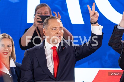  01.06.2025 WARSZAWA <br />
WYBORY PREZYDENCKIE 2025 <br />
DRUGA TURA WYBOROW PREZYDENCKICH <br />
WIECZOR WYBORCZY KANDYDATA NA PREZYDENTA RP KAROLA NAWROCKIEGO <br />
N/Z KAROL NAWROCKI<br />
FOT. ANTONI BYSZEWSKI/FOTONEWS 