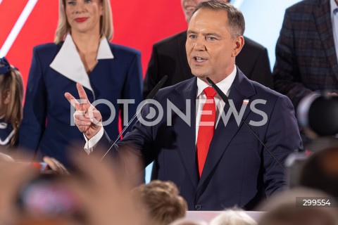  01.06.2025 WARSZAWA <br />
WYBORY PREZYDENCKIE 2025 <br />
DRUGA TURA WYBOROW PREZYDENCKICH <br />
WIECZOR WYBORCZY KANDYDATA NA PREZYDENTA RP KAROLA NAWROCKIEGO <br />
N/Z KAROL NAWROCKI<br />
FOT. ANTONI BYSZEWSKI/FOTONEWS 