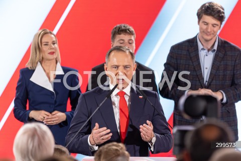  01.06.2025 WARSZAWA <br />
WYBORY PREZYDENCKIE 2025 <br />
DRUGA TURA WYBOROW PREZYDENCKICH <br />
WIECZOR WYBORCZY KANDYDATA NA PREZYDENTA RP KAROLA NAWROCKIEGO <br />
N/Z KAROL NAWROCKI MARTA NAWROCKA DANIEL NAWROCKI<br />
FOT. ANTONI BYSZEWSKI/FOTONEWS 