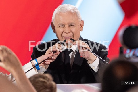  01.06.2025 WARSZAWA <br />
WYBORY PREZYDENCKIE 2025 <br />
DRUGA TURA WYBOROW PREZYDENCKICH <br />
WIECZOR WYBORCZY KANDYDATA NA PREZYDENTA RP KAROLA NAWROCKIEGO <br />
N/Z JAROSLAW KACZYNSKI<br />
FOT. ANTONI BYSZEWSKI/FOTONEWS 