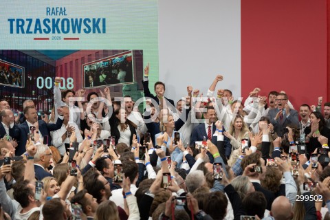  01.06.2025 WARSZAWA<br />
WYBORY PREZYDENCKIE 2025<br />
DRUGA TURA WYBOROW PREZYDENCKICH<br />
WIECZOR WYBORCZY RAFALA TRZASKOWSKIEGO<br />
N/Z MALGORZATA TRZASKOWSKA RAFAL TRZASKOWSKI<br />
FOT. MARCIN BANASZKIEWICZ/FOTONEWS  