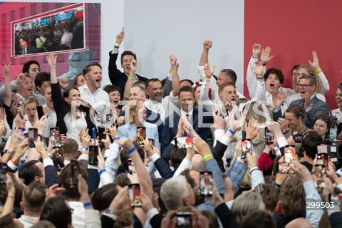  01.06.2025 WARSZAWA<br />
WYBORY PREZYDENCKIE 2025<br />
DRUGA TURA WYBOROW PREZYDENCKICH<br />
WIECZOR WYBORCZY RAFALA TRZASKOWSKIEGO<br />
N/Z MALGORZATA TRZASKOWSKA RAFAL TRZASKOWSKI<br />
FOT. MARCIN BANASZKIEWICZ/FOTONEWS  