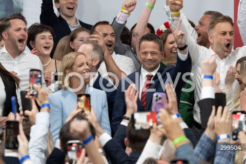  01.06.2025 WARSZAWA<br />
WYBORY PREZYDENCKIE 2025<br />
DRUGA TURA WYBOROW PREZYDENCKICH<br />
WIECZOR WYBORCZY RAFALA TRZASKOWSKIEGO<br />
N/Z MALGORZATA TRZASKOWSKA RAFAL TRZASKOWSKI<br />
FOT. MARCIN BANASZKIEWICZ/FOTONEWS  