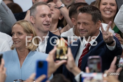  01.06.2025 WARSZAWA<br />
WYBORY PREZYDENCKIE 2025<br />
DRUGA TURA WYBOROW PREZYDENCKICH<br />
WIECZOR WYBORCZY RAFALA TRZASKOWSKIEGO<br />
N/Z MALGORZATA TRZASKOWSKA RAFAL TRZASKOWSKI<br />
FOT. MARCIN BANASZKIEWICZ/FOTONEWS  