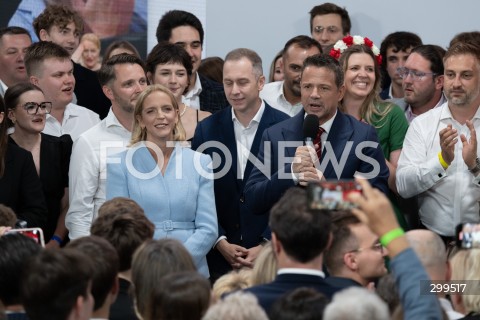  01.06.2025 WARSZAWA<br />
WYBORY PREZYDENCKIE 2025<br />
DRUGA TURA WYBOROW PREZYDENCKICH<br />
WIECZOR WYBORCZY RAFALA TRZASKOWSKIEGO<br />
N/Z MALGORZATA TRZASKOWSKA RAFAL TRZASKOWSKI<br />
FOT. MARCIN BANASZKIEWICZ/FOTONEWS  