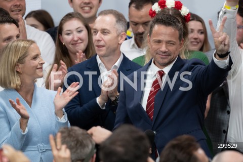  01.06.2025 WARSZAWA<br />
WYBORY PREZYDENCKIE 2025<br />
DRUGA TURA WYBOROW PREZYDENCKICH<br />
WIECZOR WYBORCZY RAFALA TRZASKOWSKIEGO<br />
N/Z MALGORZATA TRZASKOWSKA RAFAL TRZASKOWSKI<br />
FOT. MARCIN BANASZKIEWICZ/FOTONEWS  