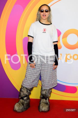  01.06.2025 WARSZAWA<br />
GOSCIE HALO TU POLSAT<br />
N/Z SARA JAMES <br />
 