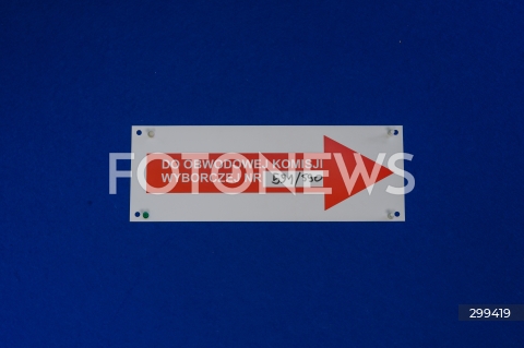  01.06.2025 WARSZAWA<br />
WYBORY PREZYDENCKIE 2025 W WARSZAWIE<br />
II TURA<br />
N/Z NAPIS DO OBWODOWEJ KOMISJI WYBORCZEJ<br />
 