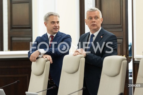  03.06.2025 WARSZAWA<br />
POSIEDZENIE RADY MINISTROW<br />
N/Z TOMASZ SIEMONIAK KRZYSZTOF GAWKOWSKI<br />
FOT. ANTONI BYSZEWSKI/FOTONEWS 