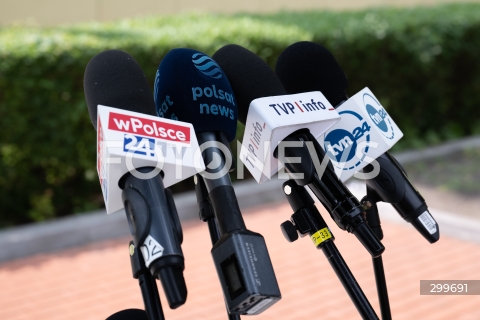  04.06.2025 WARSZAWA<br />
KONFERENCJA PRASOWA ZBIGNIEWA ZIOBRO<br />
N/Z KOSTKA DZIENNIKARSKA TVP INFO WPOLSCE24 TVN24 MIKROFONY<br />
FOT. MARCIN BANASZKIEWICZ/FOTONEWS  