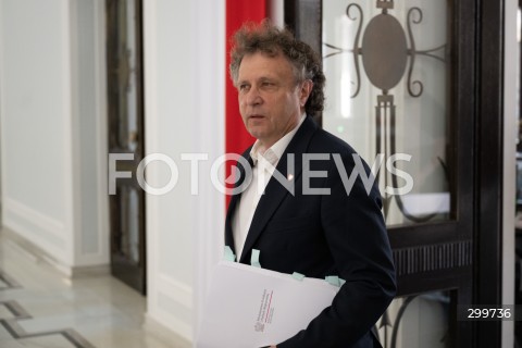  04.06.2025 WARSZAWA<br />
POSIEDZENIE SEJMU RP<br />
N/Z JACEK KARNOWSKI<br />
FOT. MARCIN BANASZKIEWICZ/FOTONEWS  