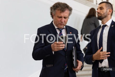  11.06.2025 WARSZAWA<br />
POSIEDZENIE SEJMU W WARSZAWIE<br />
GLOSOWANIE NAD WOTUM ZAUFANIA DLA RZADU<br />
N/Z JACEK KARNOWSKI<br />
FOT. ANTONI BYSZEWSKI/FOTONEWS 