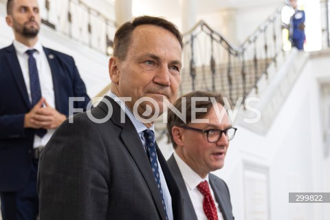  11.06.2025 WARSZAWA<br />
POSIEDZENIE SEJMU W WARSZAWIE<br />
GLOSOWANIE NAD WOTUM ZAUFANIA DLA RZADU<br />
N/Z RADOSLAW SIKORSKI<br />
FOT. ANTONI BYSZEWSKI/FOTONEWS 