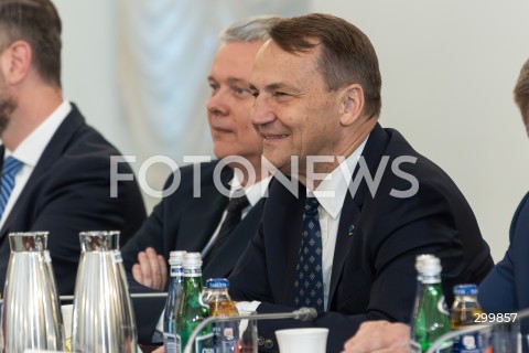  18.06.2025 WARSZAWA<br />
POSIEDZENIE RADY BEZPIECZENSTWA NARODOWEGO W PALACU PREZYDENCKIM W WARSZAWIE<br />
N/Z RADOSLAW SIKORSKI<br />
FOT. ANTONI BYSZEWSKI/FOTONEWS 