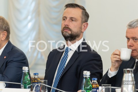  18.06.2025 WARSZAWA<br />
POSIEDZENIE RADY BEZPIECZENSTWA NARODOWEGO W PALACU PREZYDENCKIM W WARSZAWIE<br />
N/Z WLADYSLAW KOSINIAK - KAMYSZ<br />
FOT. ANTONI BYSZEWSKI/FOTONEWS 