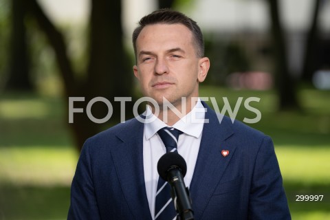  20.06.2025 WARSZAWA<br />
KONFERENCJA PRASOWA PREMIERA DONALDA TUSKA<br />
N/Z ADAM SZLAPKA<br />
FOT. MARCIN BANASZKIEWICZ/FOTONEWS  