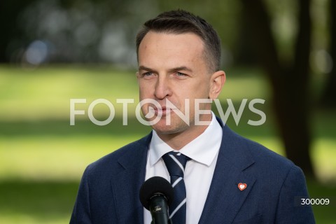 20.06.2025 WARSZAWA<br />
KONFERENCJA PRASOWA PREMIERA DONALDA TUSKA<br />
N/Z ADAM SZLAPKA<br />
FOT. MARCIN BANASZKIEWICZ/FOTONEWS  