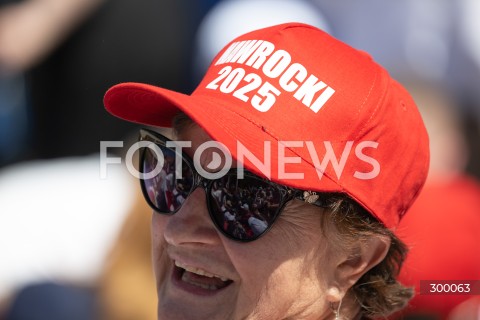  22.06.2025 PULTUSK<br />
WYGRALA POLSKA<br />
WIEC KAROLA NAWROCKIEGO<br />
N/Z CZAPKA NAWROCKI 2025<br />
FOT. MARCIN BANASZKIEWICZ/FOTONEWS  