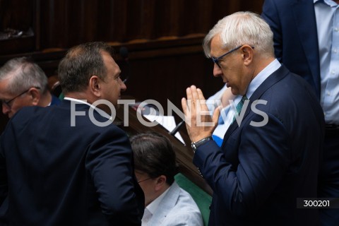  24.06.2025 WARSZAWA<br />
POSIEDZENIE SEJMU RP<br />
N/Z TOMASZ TRELA ROMAN GIERTYCH<br />
FOT. MARCIN BANASZKIEWICZ/FOTONEWS  