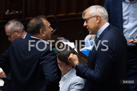  24.06.2025 WARSZAWA<br />
POSIEDZENIE SEJMU RP<br />
N/Z TOMASZ TRELA ROMAN GIERTYCH<br />
FOT. MARCIN BANASZKIEWICZ/FOTONEWS  
